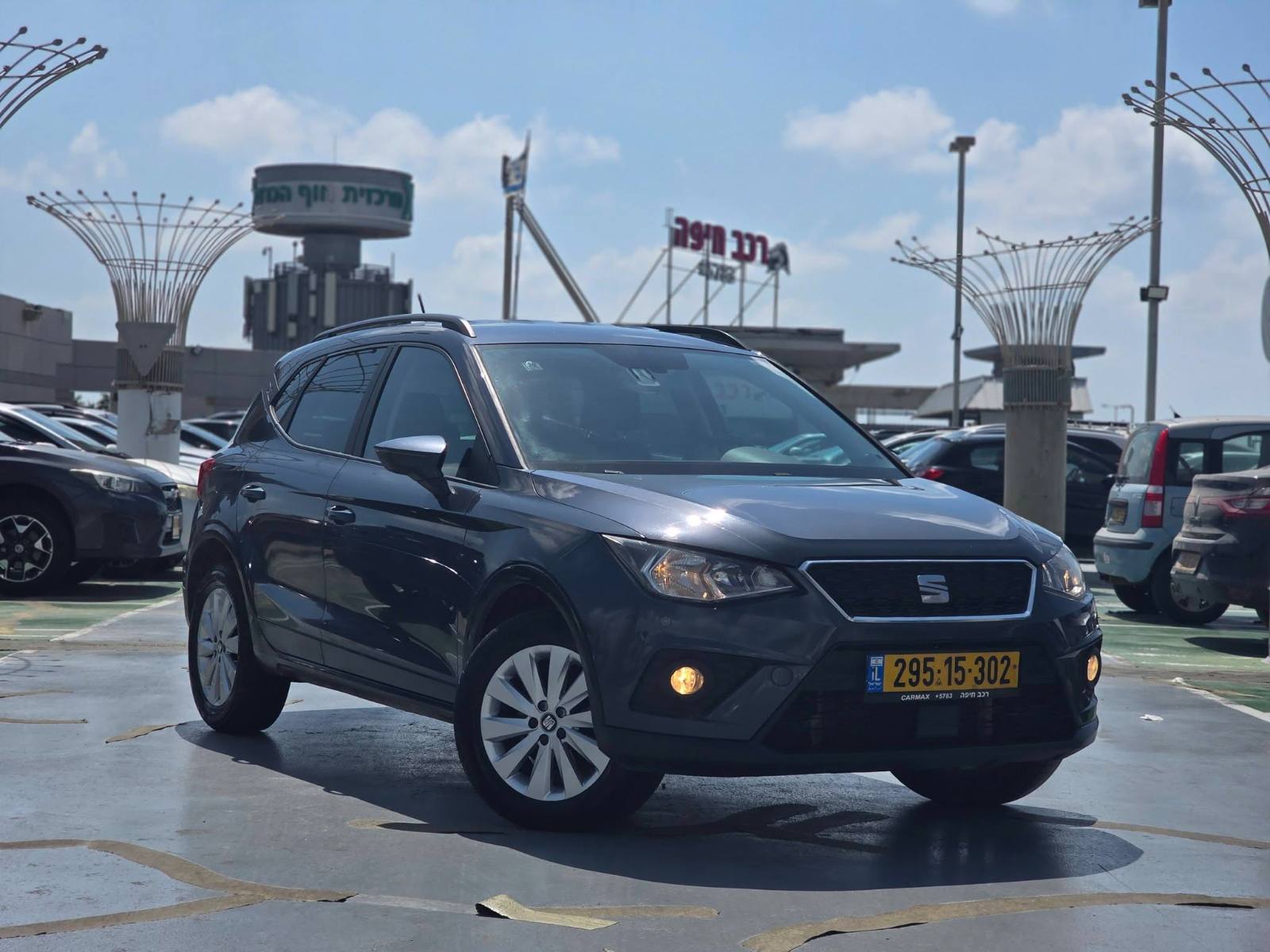 סיאט ארונה